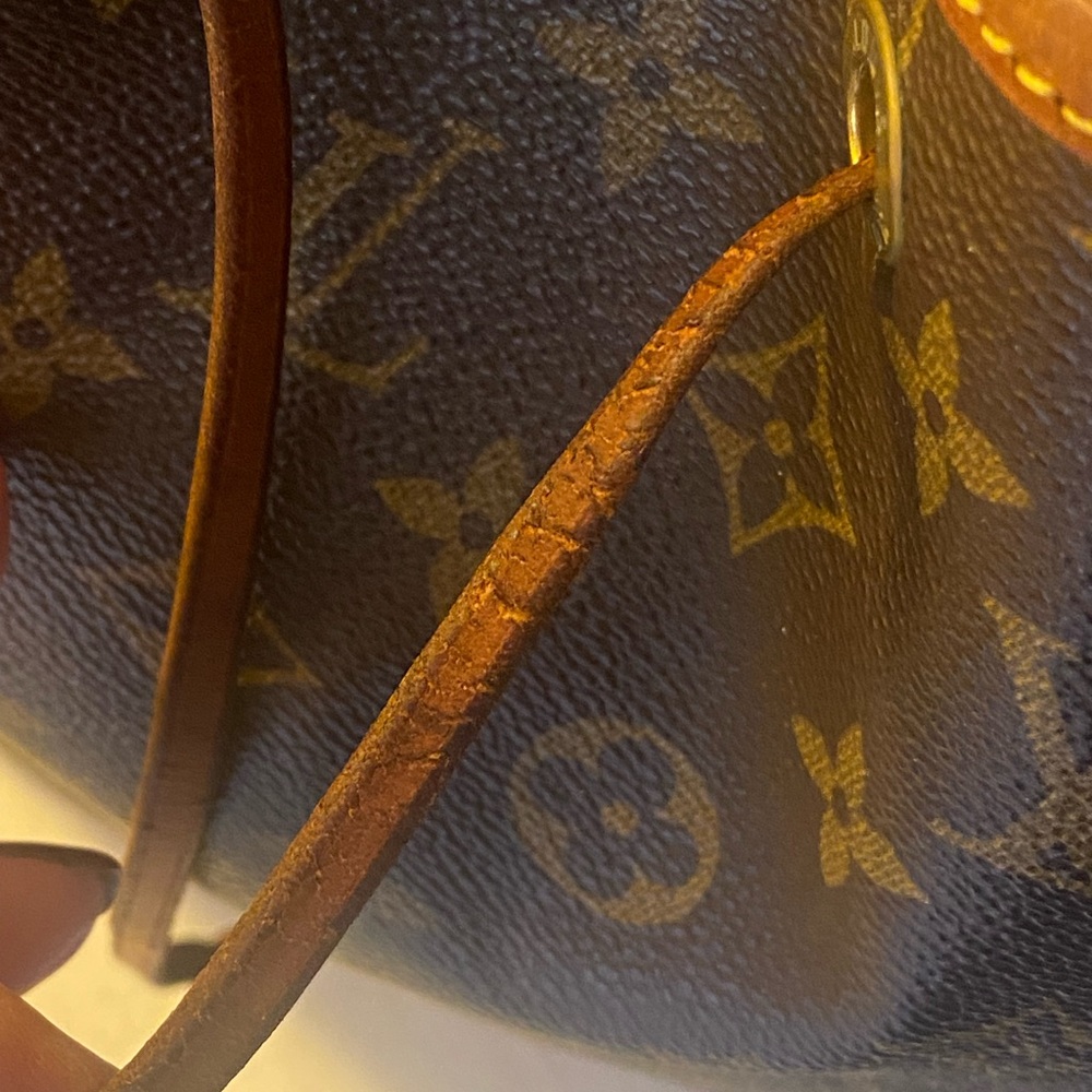 Authentic Louis Vuitton Noe GM Shoulder Purse - Picture 3 of 16